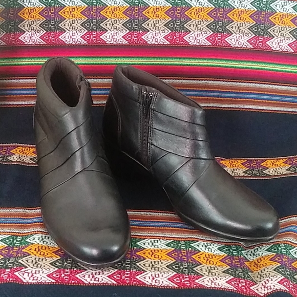 Clarks Shoes - Clarks MaliaHue Boots 7